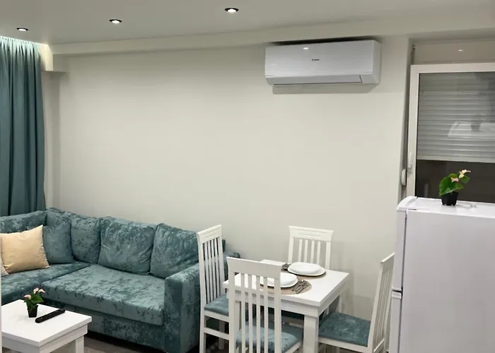 Greis Apartments