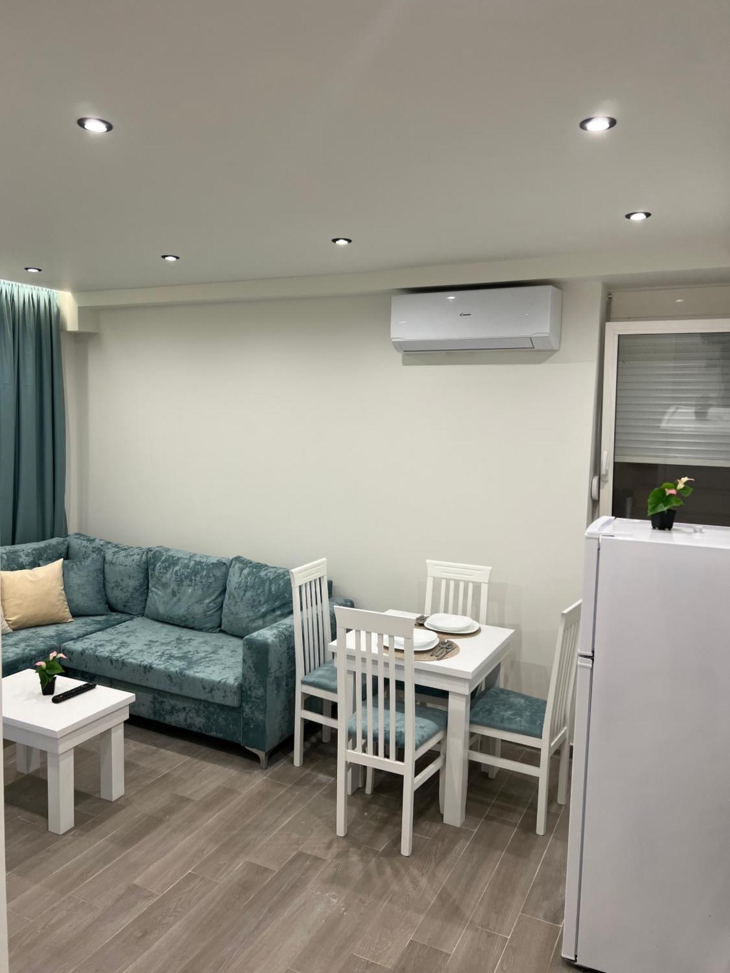 Greis Apartment *